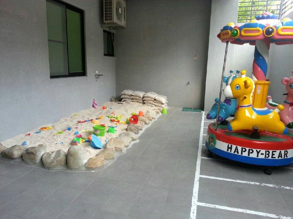 Yellow Kite Hostel Tainan Luaran gambar