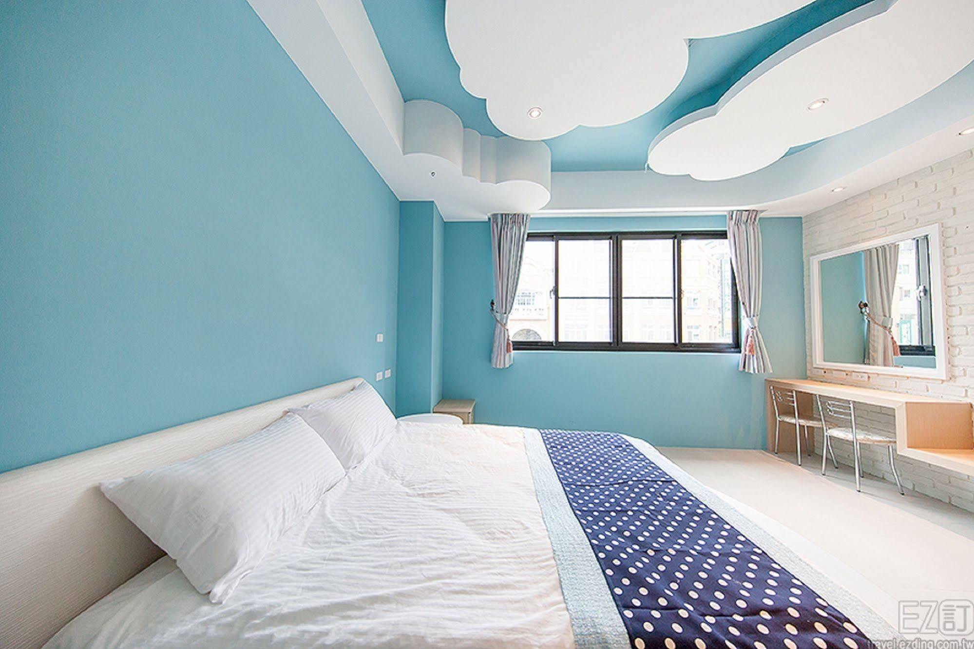 Yellow Kite Hostel Tainan Luaran gambar