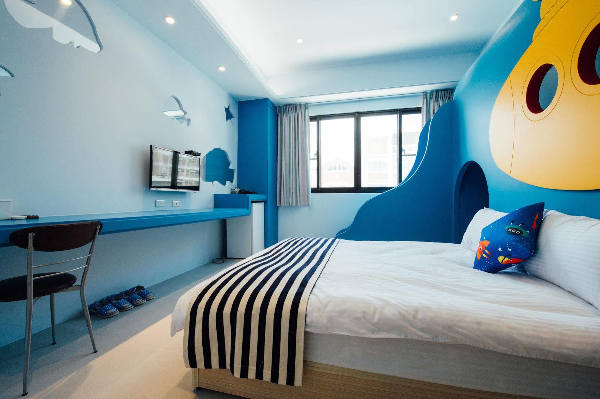 Yellow Kite Hostel Tainan Luaran gambar